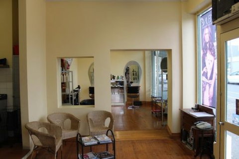 Hair27 - Hairdresser Find 1