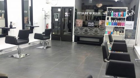 134 L'amour Hair And Beauty - Hairdresser Find 2