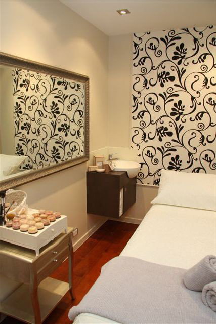 Suzina Melina Hair Beauty Lifestyle - Hairdresser Find 1