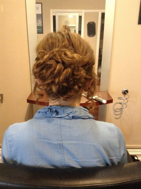 Dy Hairdressing - Hairdresser Find 6