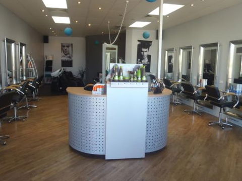 Huyns Hair Salon - Hairdresser Find 7