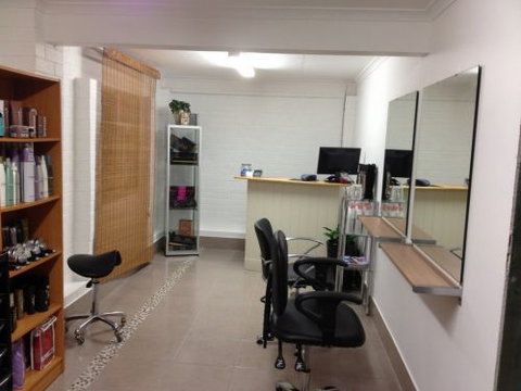 Hair When You Need It - Hairdresser Find 0