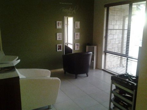 Felicity's Hair Studio - Hairdresser Find 0