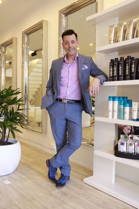 ANTHONY TALBOT LONDON - Hairdresser Find 0