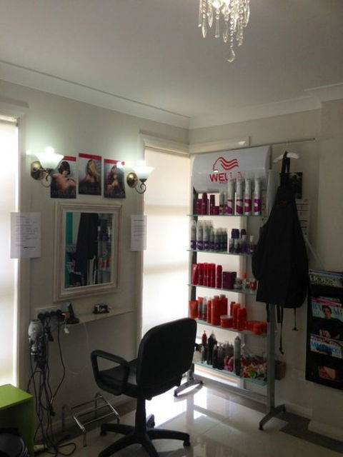Rachael's Hair @ Hills - Hairdresser Find 0