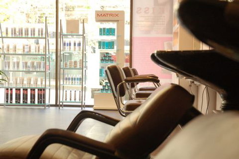 La Riah Hair Salon - Hairdresser Find 2