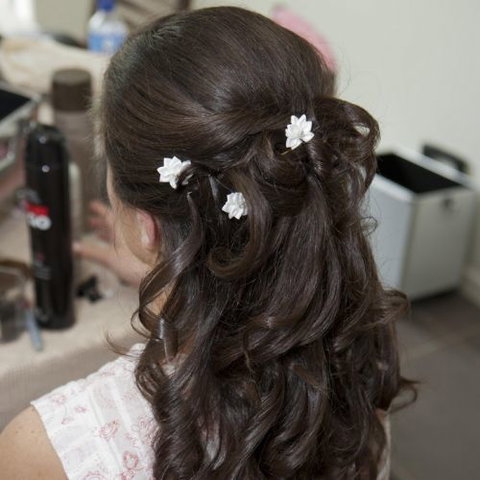 Janets Complete Beauty - Hairdresser Find 1