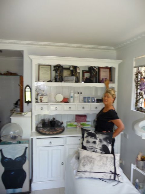 Janets Complete Beauty - Hairdresser Find 8
