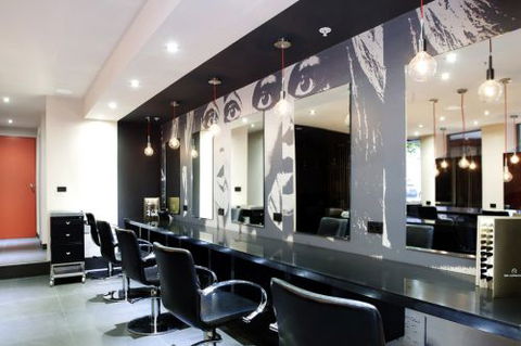 Star Hair & Beauty - Hairdresser Find 3