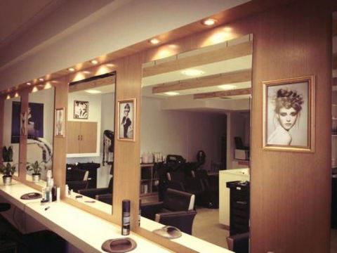 Crown Hair Salon WR - Hairdresser Find 5