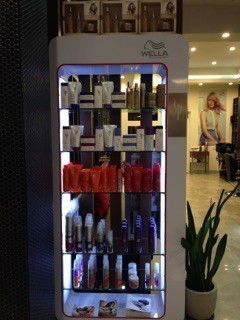 Scissors Taper Cut - Hairdresser Find 8