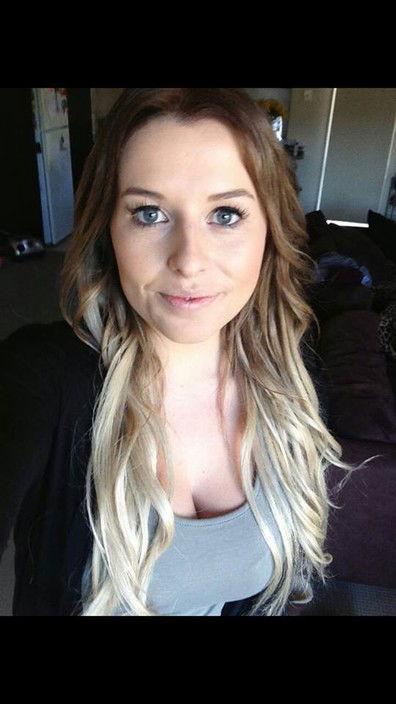 Arielle's Absolute Hair And Beauty - Hairdresser Find 4