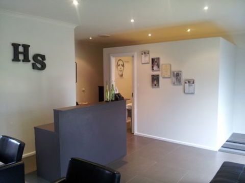 SS HAIRSTUDIO - Hairdresser Find 1
