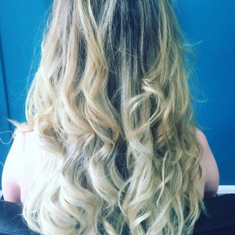 Kurl Up & Dye - Hairdresser Find 7
